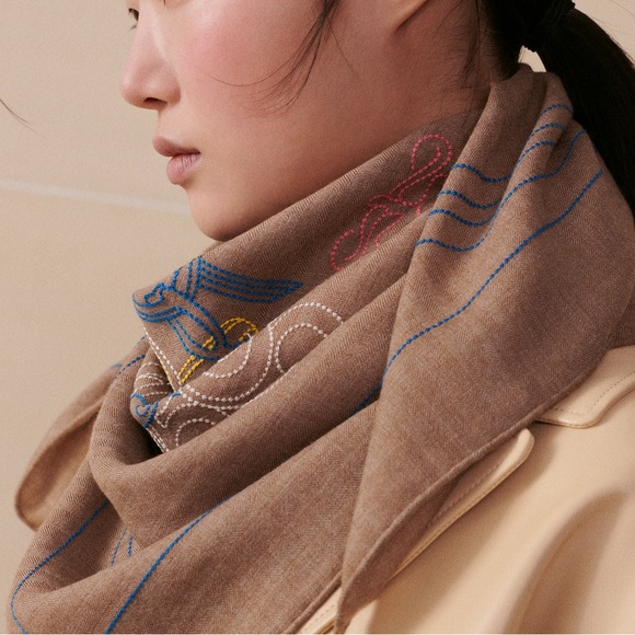 Brand new Brides de Gala Brode au Fil scarf 90 - Picture 2 of 12